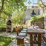 Tranquil Escape In Апартаменты Банёл