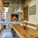 Апартаменты Tranquil Escape In Банёл
